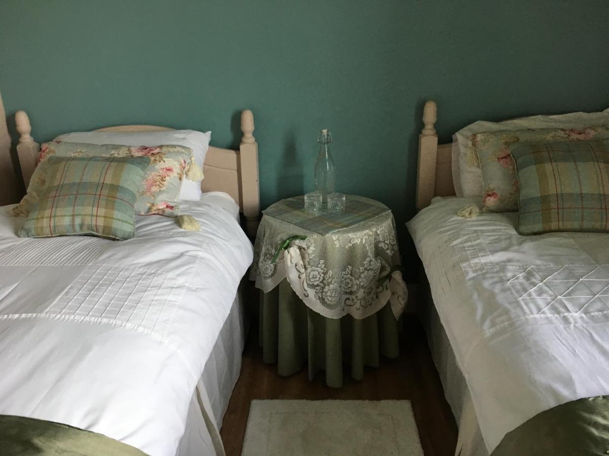 Ballyginniff Farm House Crumlin  Екстериор снимка