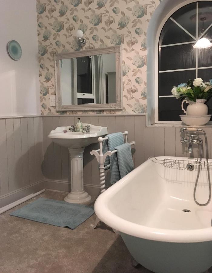Ballyginniff Farm House Crumlin  Екстериор снимка